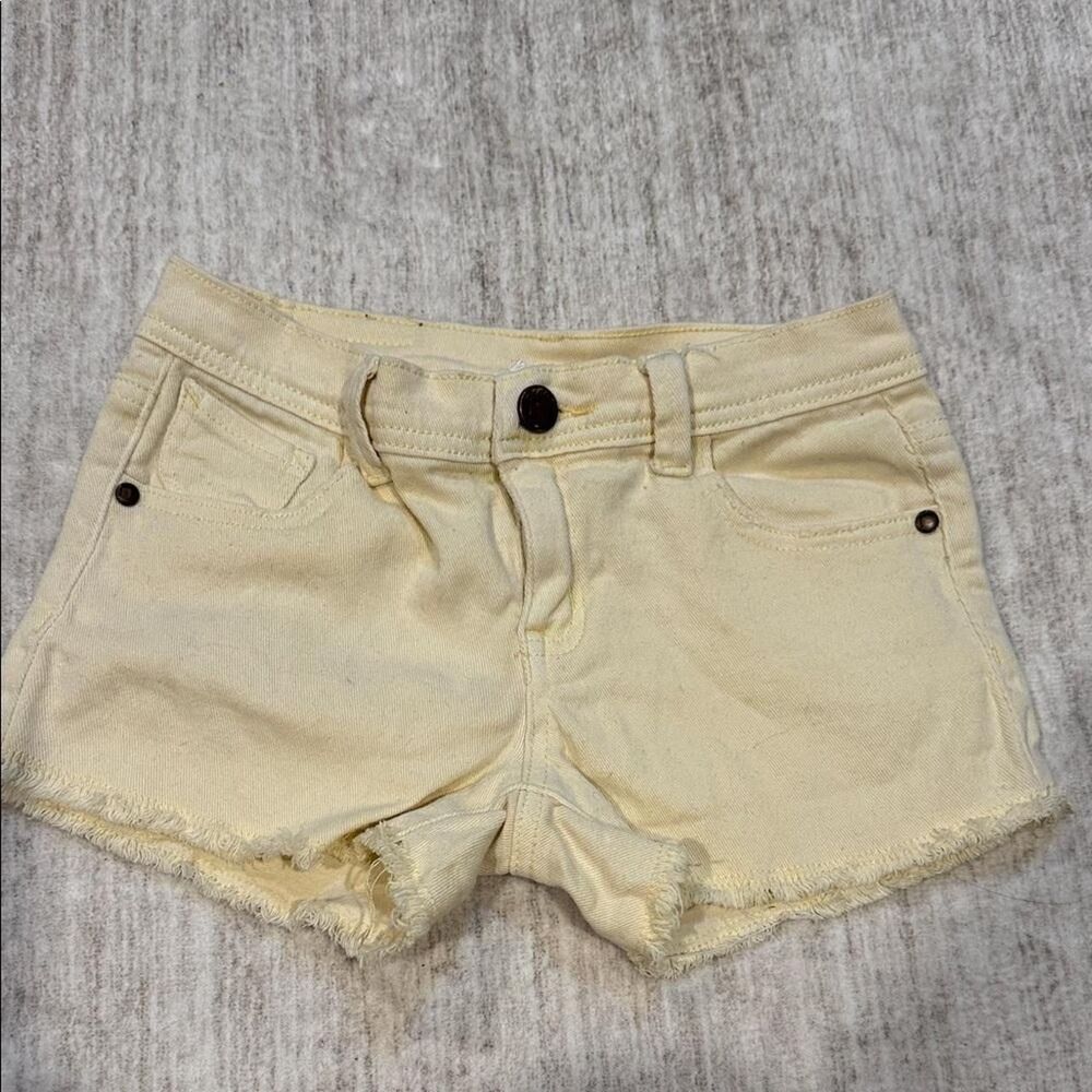 Unbranded Women's Cream Shorts - Picture 5 of 8